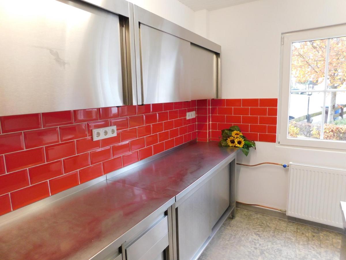 Ferienhaus Astenblick - Ideal Fuer Weihnachtsfeiern Und Familienfeiern Bietet Schlafplaetze Fuer Bis Zu 35 Personen Villa Winterberg Ngoại thất bức ảnh