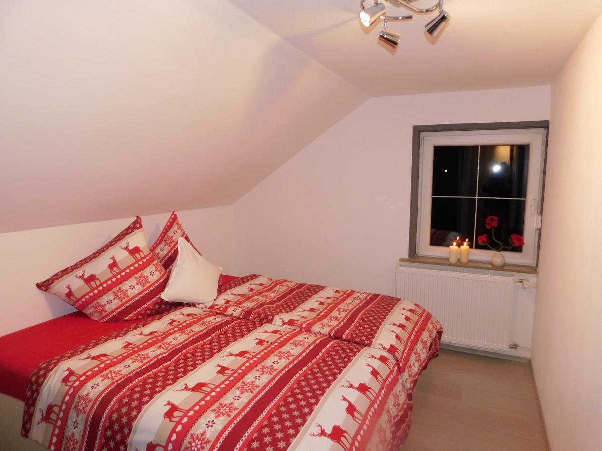 Ferienhaus Astenblick - Ideal Fuer Weihnachtsfeiern Und Familienfeiern Bietet Schlafplaetze Fuer Bis Zu 35 Personen Villa Winterberg Ngoại thất bức ảnh