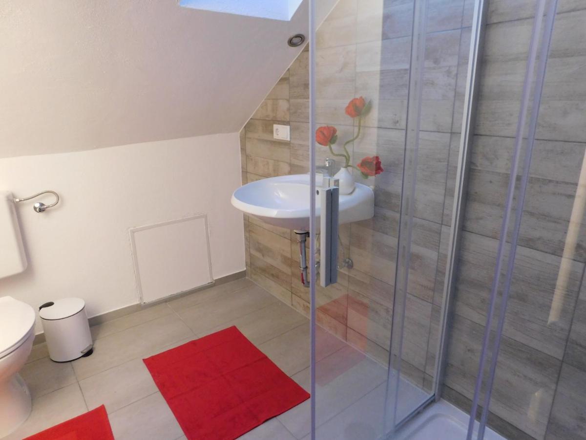 Ferienhaus Astenblick - Ideal Fuer Weihnachtsfeiern Und Familienfeiern Bietet Schlafplaetze Fuer Bis Zu 35 Personen Villa Winterberg Ngoại thất bức ảnh