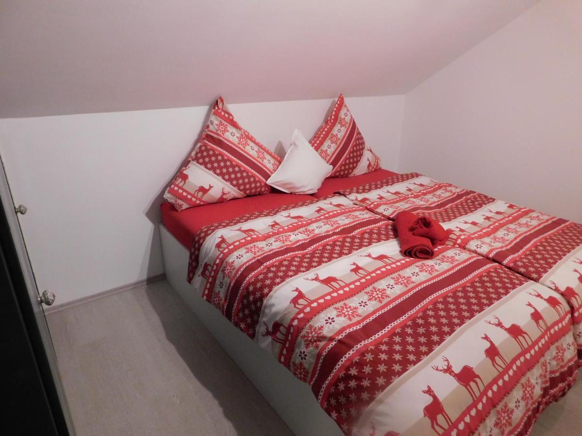 Ferienhaus Astenblick - Ideal Fuer Weihnachtsfeiern Und Familienfeiern Bietet Schlafplaetze Fuer Bis Zu 35 Personen Villa Winterberg Ngoại thất bức ảnh